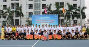 be-mac-giai-tennis-thep-hd-1