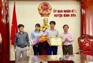 dq-duoc-bang-khen-thue-vang-lai