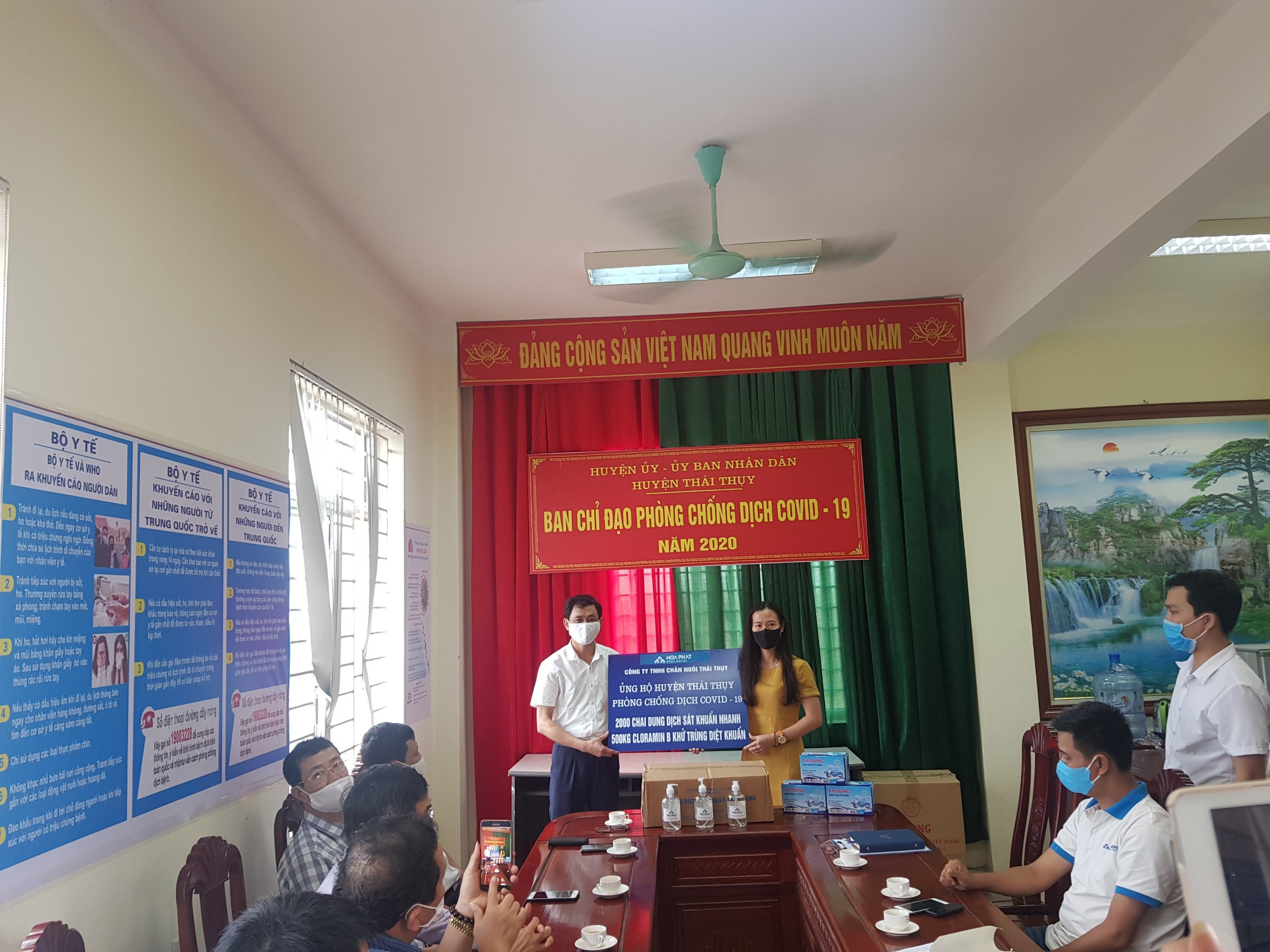 hoa-phat-ung-ho-huyen-thai-thuy-tinh-thai-binh