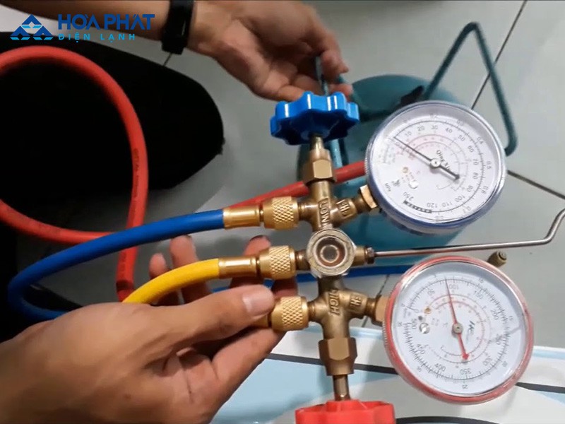 Nếu điều hòa thiếu gas, hết gas, bạn cần nạp thêm gas để điều hòa hoạt động trở lại