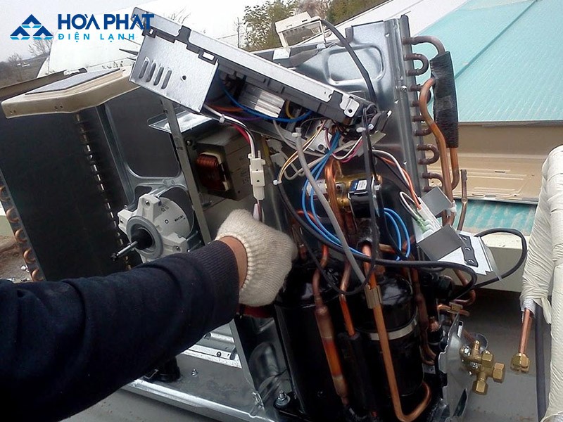 nho-don-vi-sua-chua-chuyen-nghiep-kiem-tra-loc-dieu-hoa