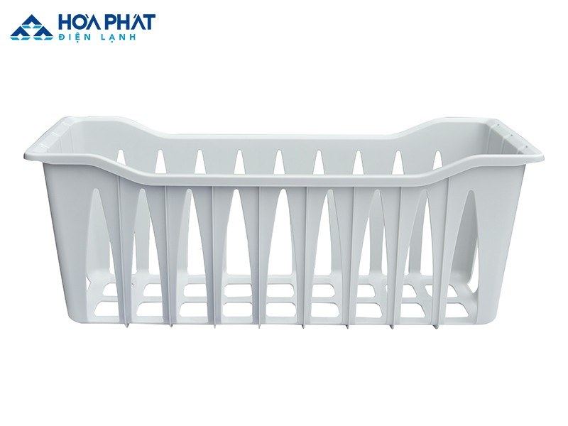 Tháo khay kệ trong tủ đông để vệ sinh dễ dàng hơn