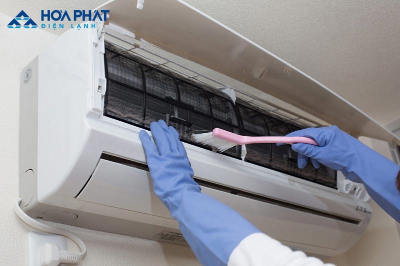 Thường xuyên vệ sinh bảo dưỡng điều hòa định kỳ