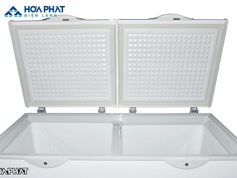 Cửa tủ đóng không khít do gioăng tủ bị dão, rách