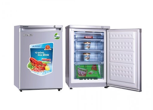 tủ đông mini dạng đứng của thương hiệu Hòa Phát với thiết kế 4 ngăn đông có dung tích 116L