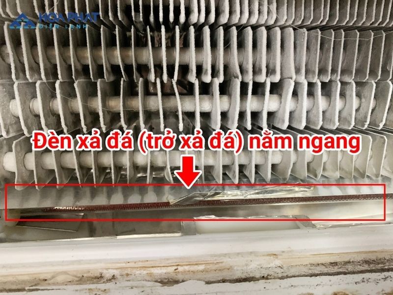 Trở xả đá bị hỏng là nguyên nhân tủ lạnh bị đóng tuyết và chảy nước ra ngoài