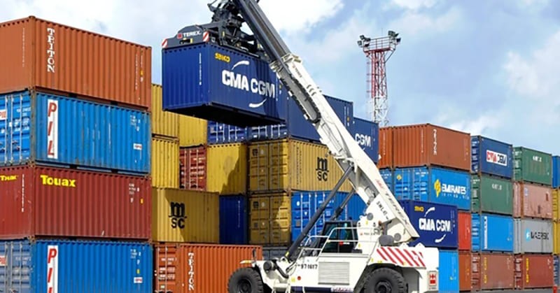 thep-hoa-phat-san-xuat-container-1