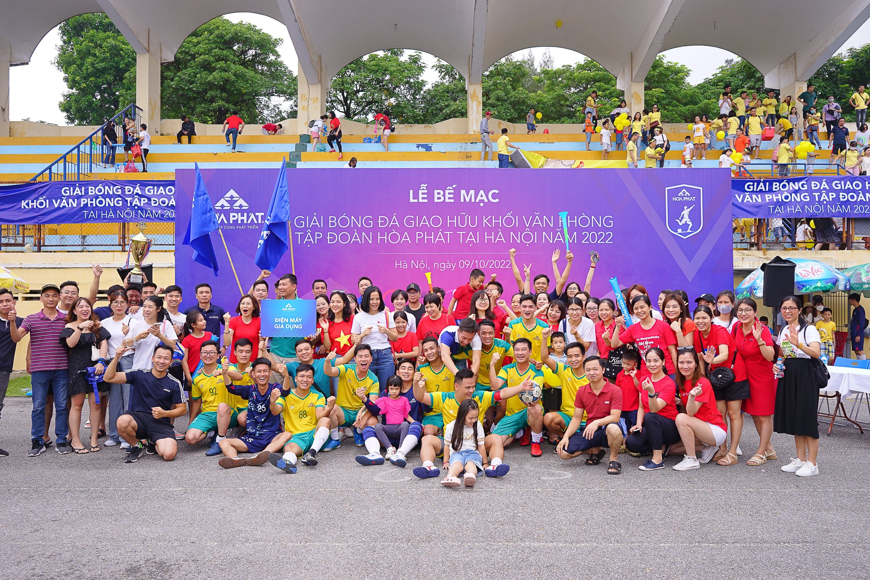 QUẬT NGÃ NÔNG NGHIỆP, ĐIỆN MÁY GIA DỤNG GHI TÊN MÌNH VÀO LỊCH SỬ TẬP ĐOÀN