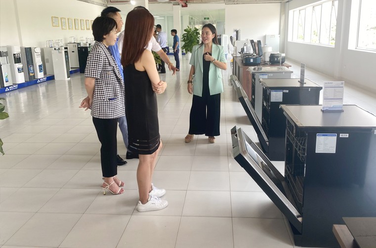 dmx-tham-quan-showroom-4