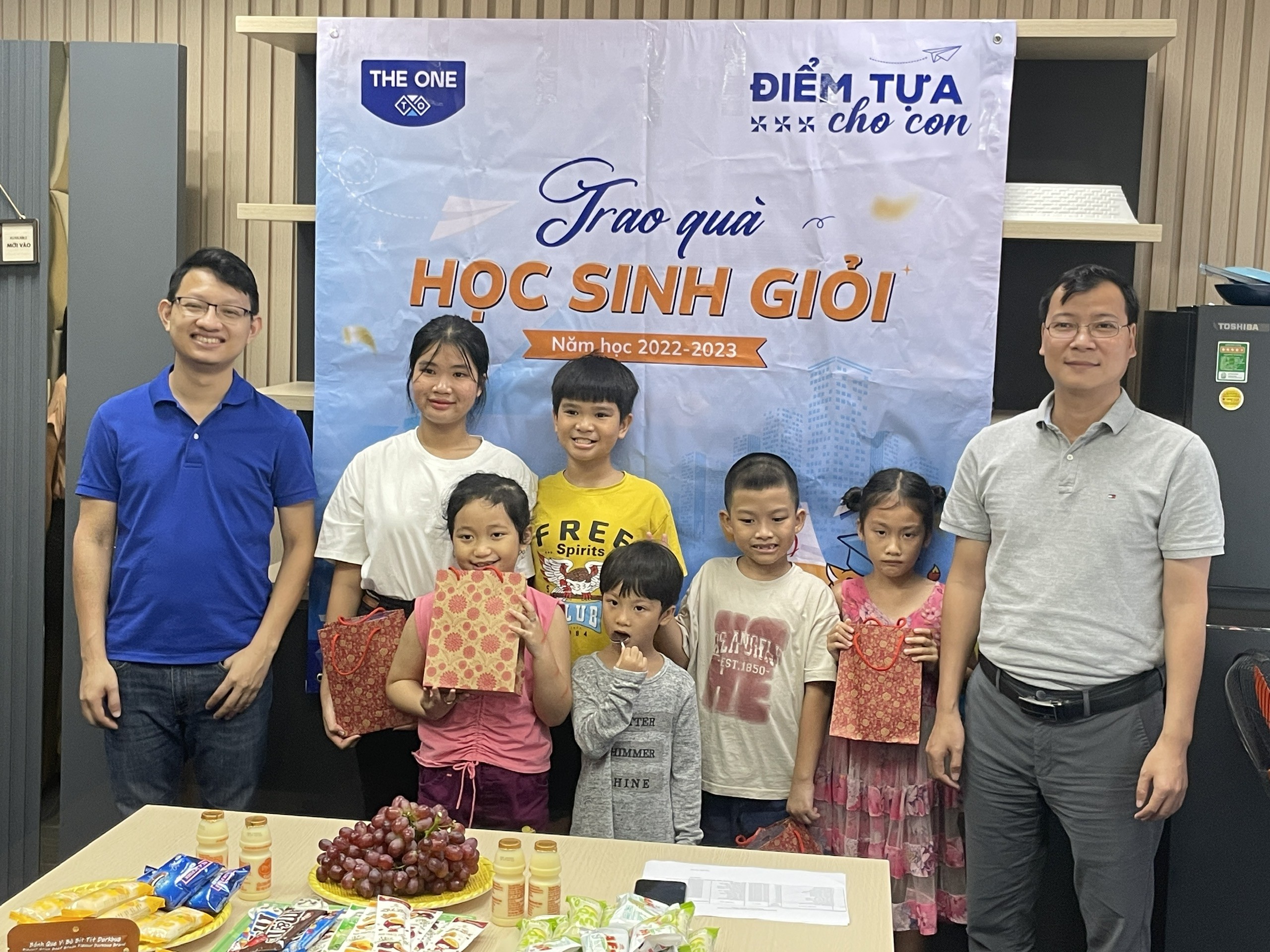 z4561858489026-f11c9991e0bd25ec9c679a6c840258fc