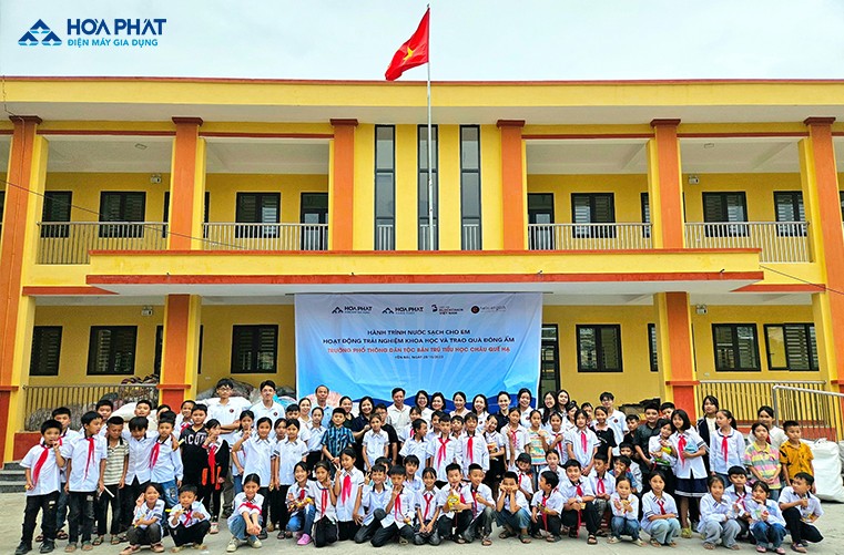 Hòa Phát mang tới hành trình nước sạch cùng hoạt động trao quà từ tiện và trải nghiệm khoa học cho học sinh vùng cao