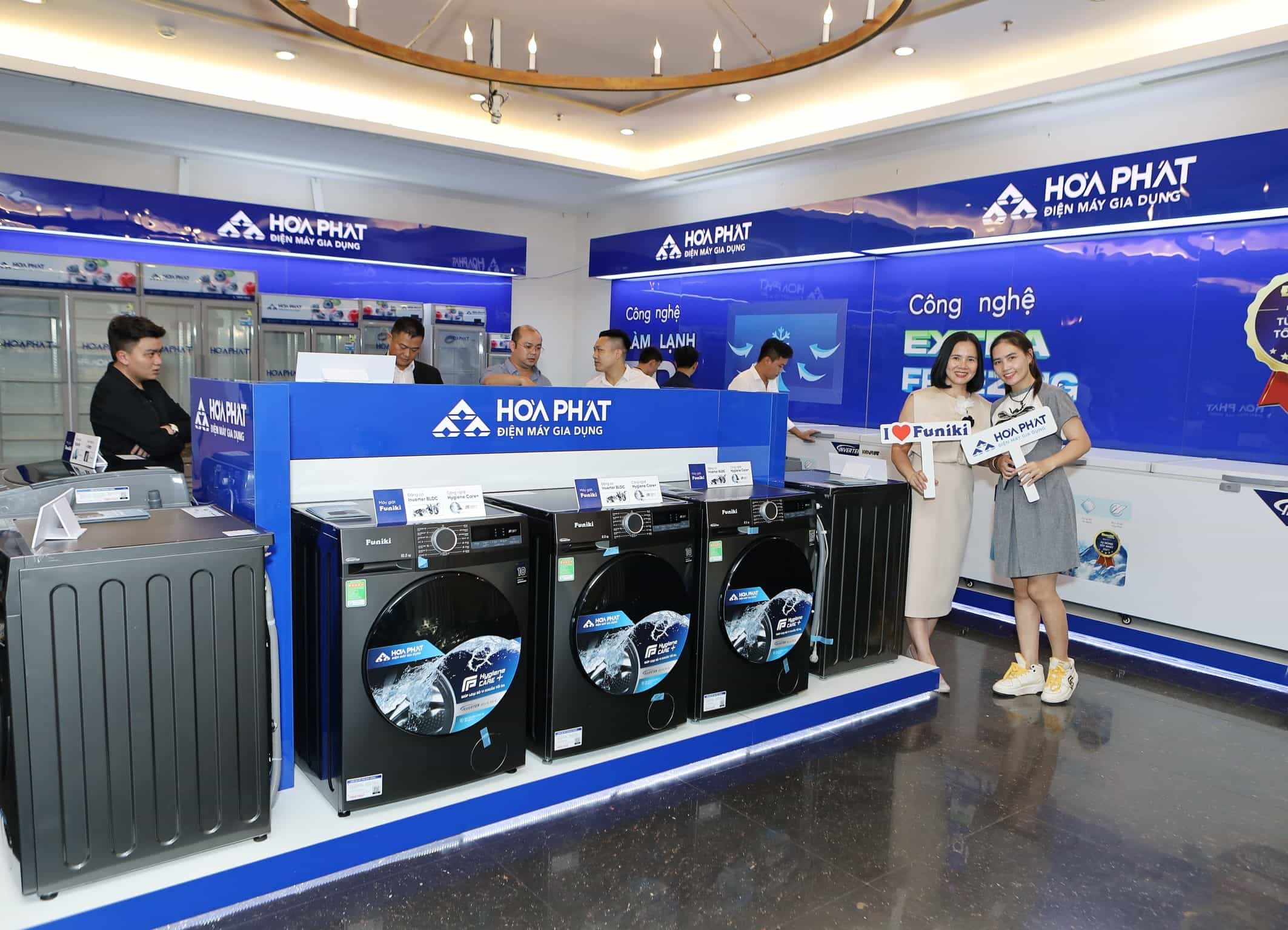 Điện lạnh Hòa Phát giới thiệu sản phẩm mới tại nhiều khu vực phía Nam