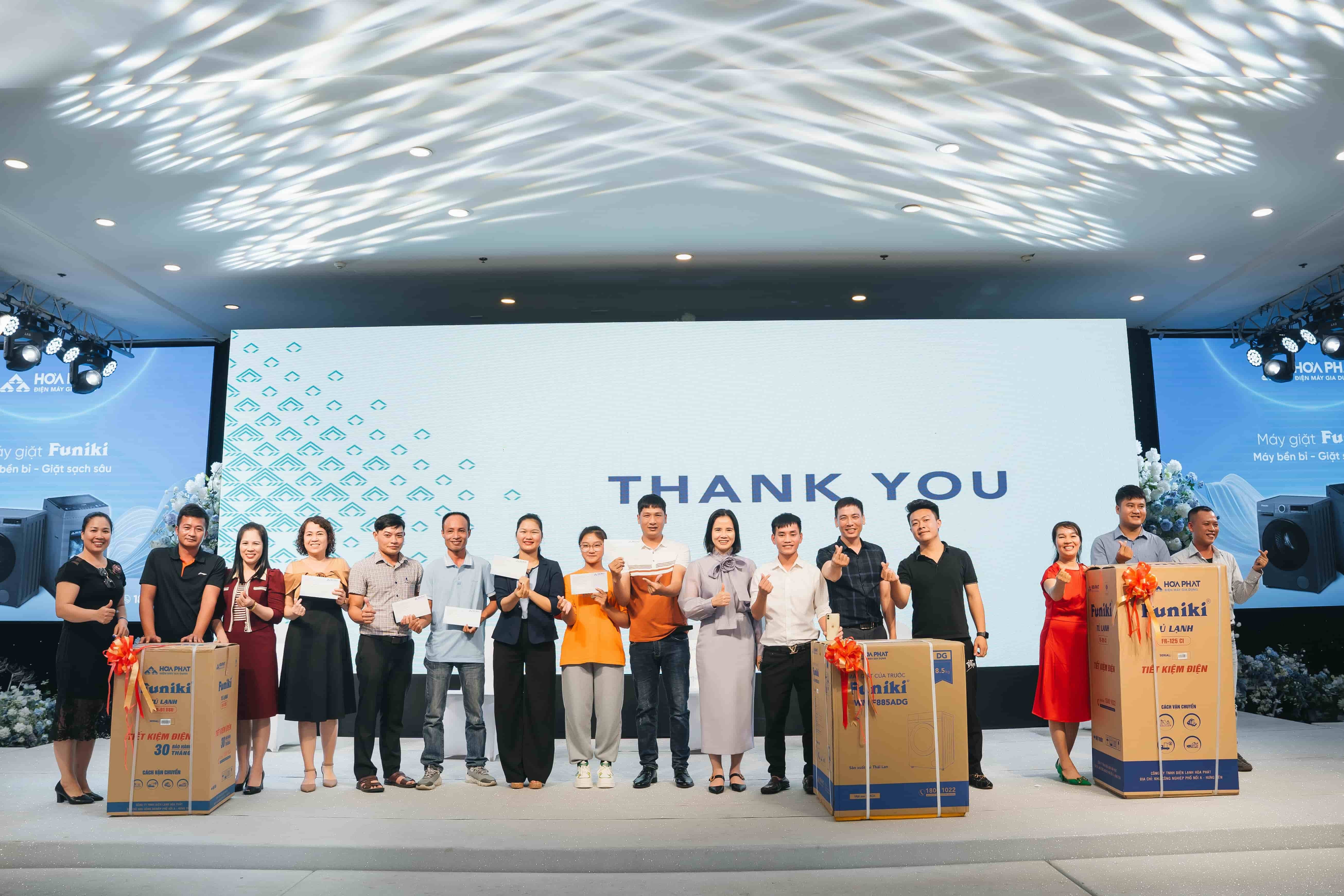 Điện lạnh Hòa Phát hoàn thành chuỗi sự kiện đào tạo sản phẩm mới tại miền Bắc