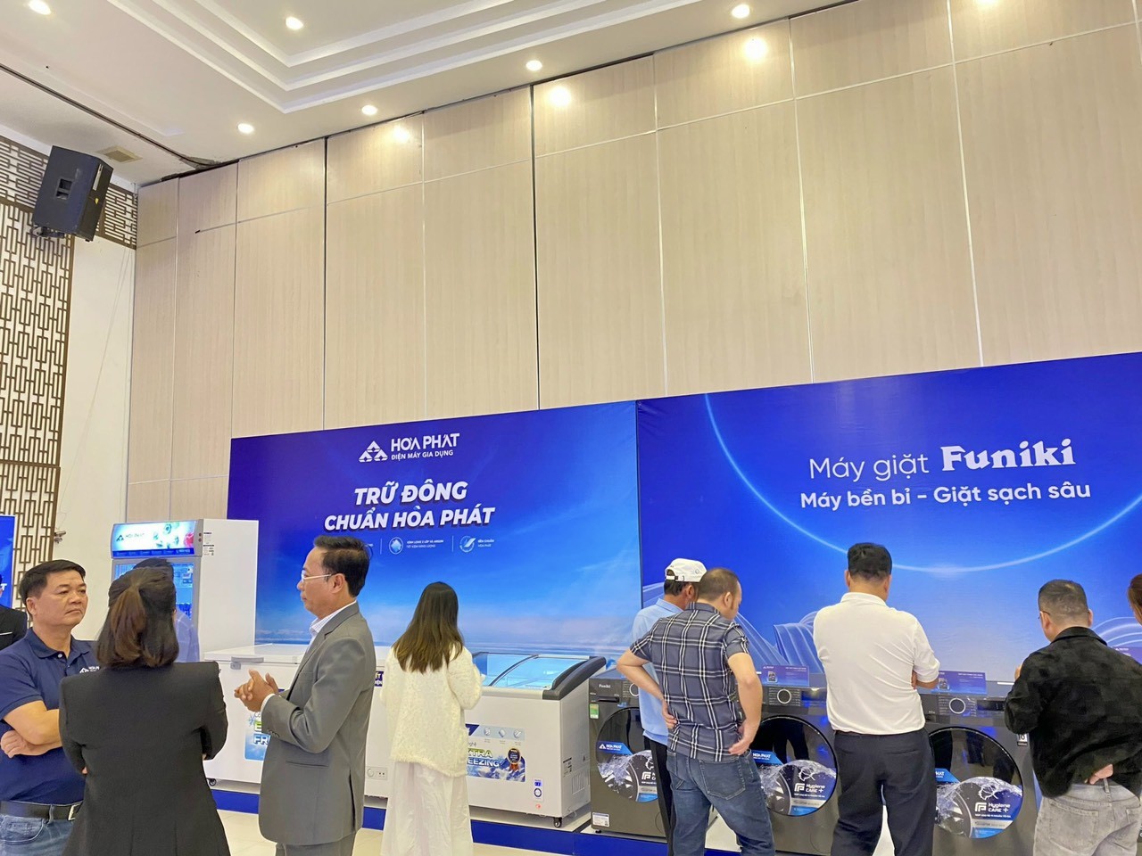 z4903529372238-eea365c66e8805fd337e3c208438ea1f