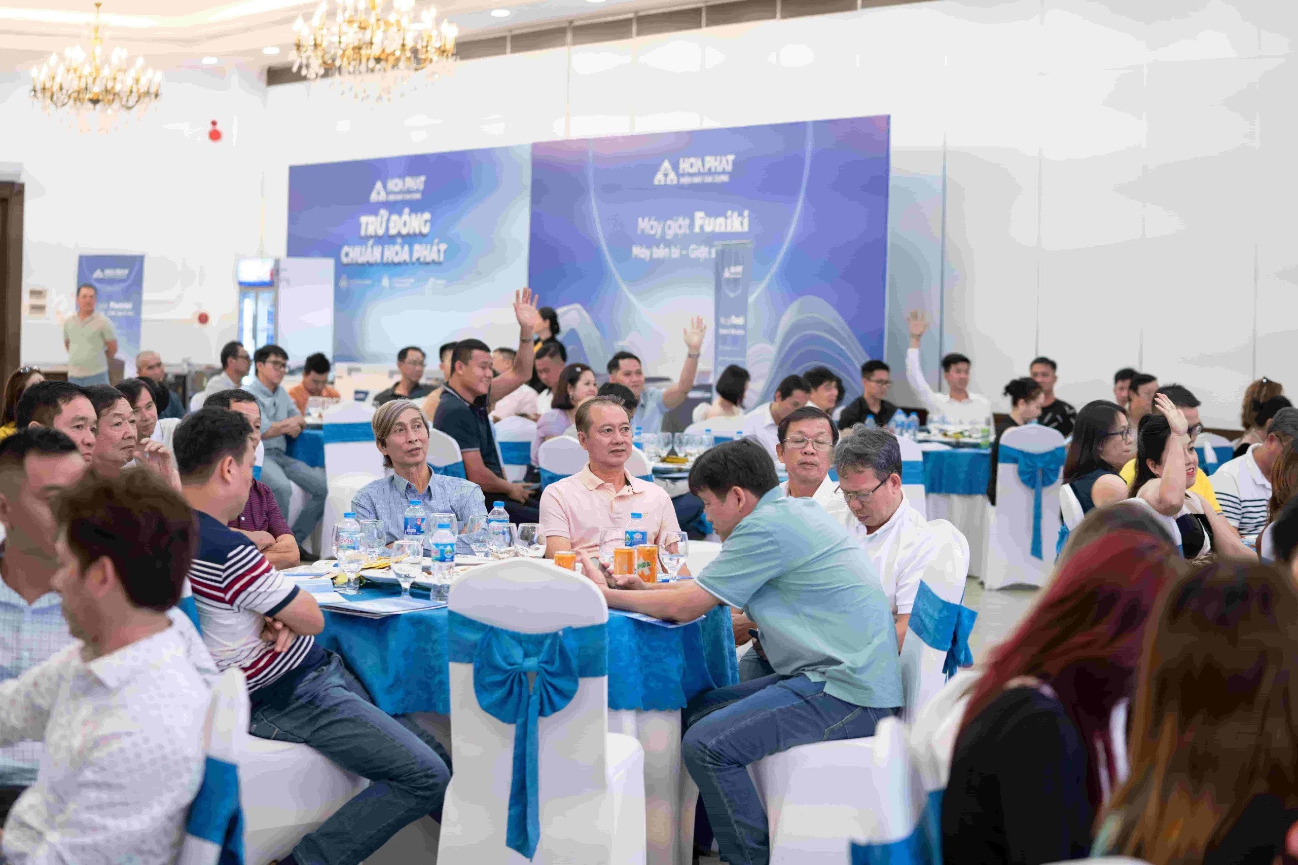 VI VU CHUỖI SỰ KIỆN MIỀN TÂY, HÒA PHÁT ĐẶT CHÂN ĐẾN CẦN THƠ