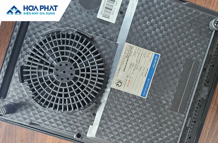 quat-tan-nhiet-bep-tu