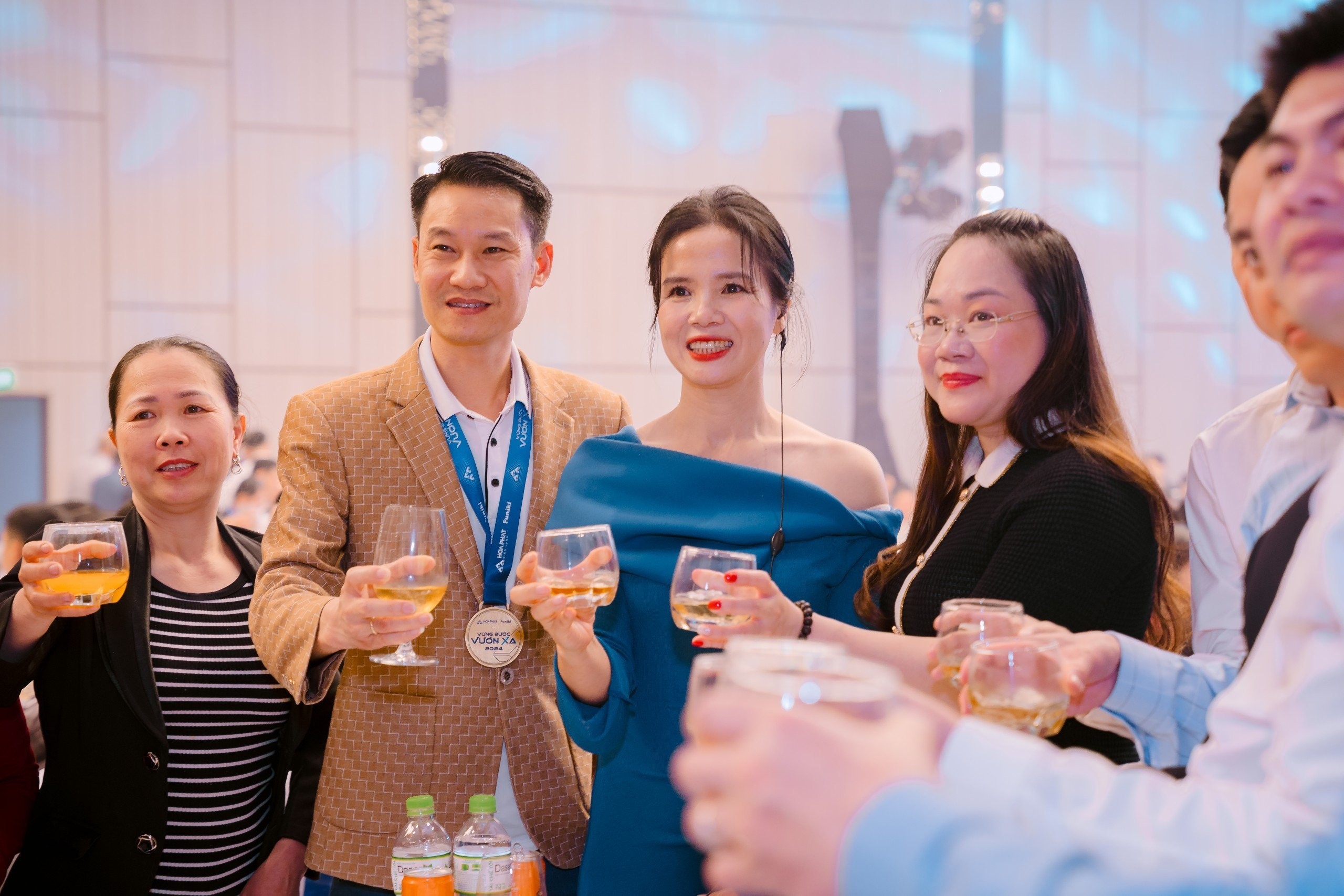 z5232853024470-8b35e1bbbab51073219523ac479cea1c