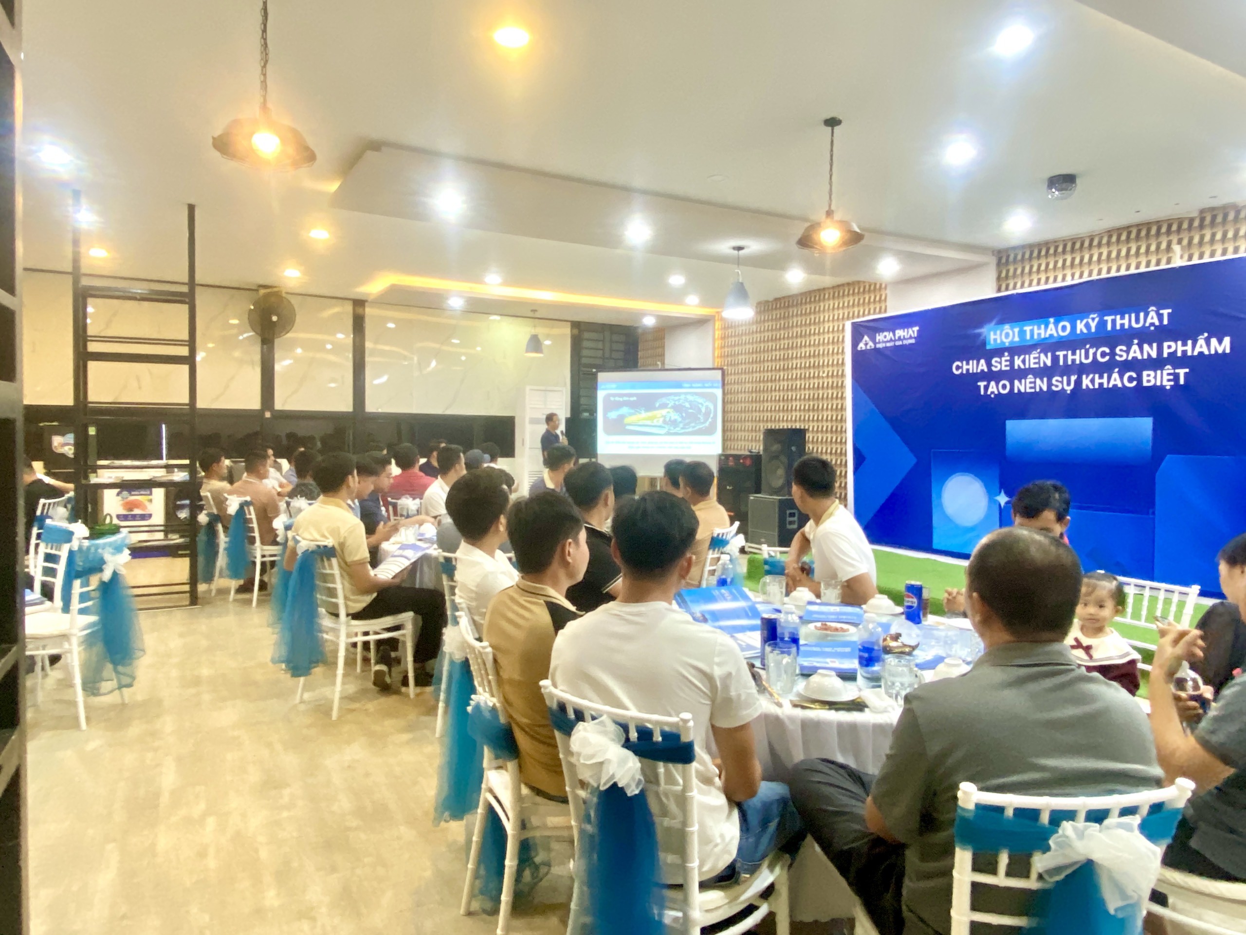 z5251847555987-99ca31aa26f69aebff61b45ee48000a9