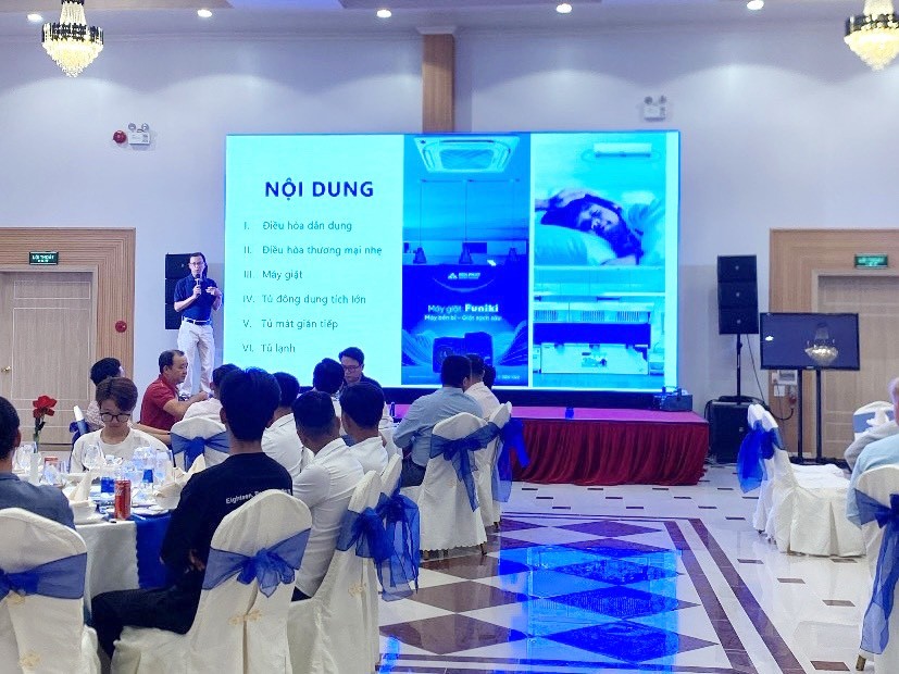 z5276590825584-08b094fccb5829af78f820dcef94389a