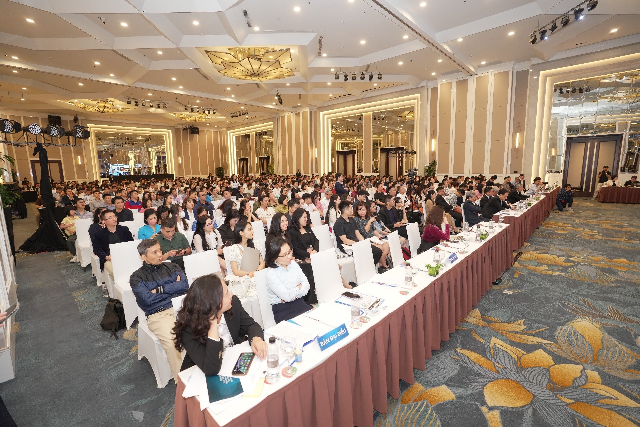 z5337922657220-79ef56f36878b44efa9ef574af20ced8