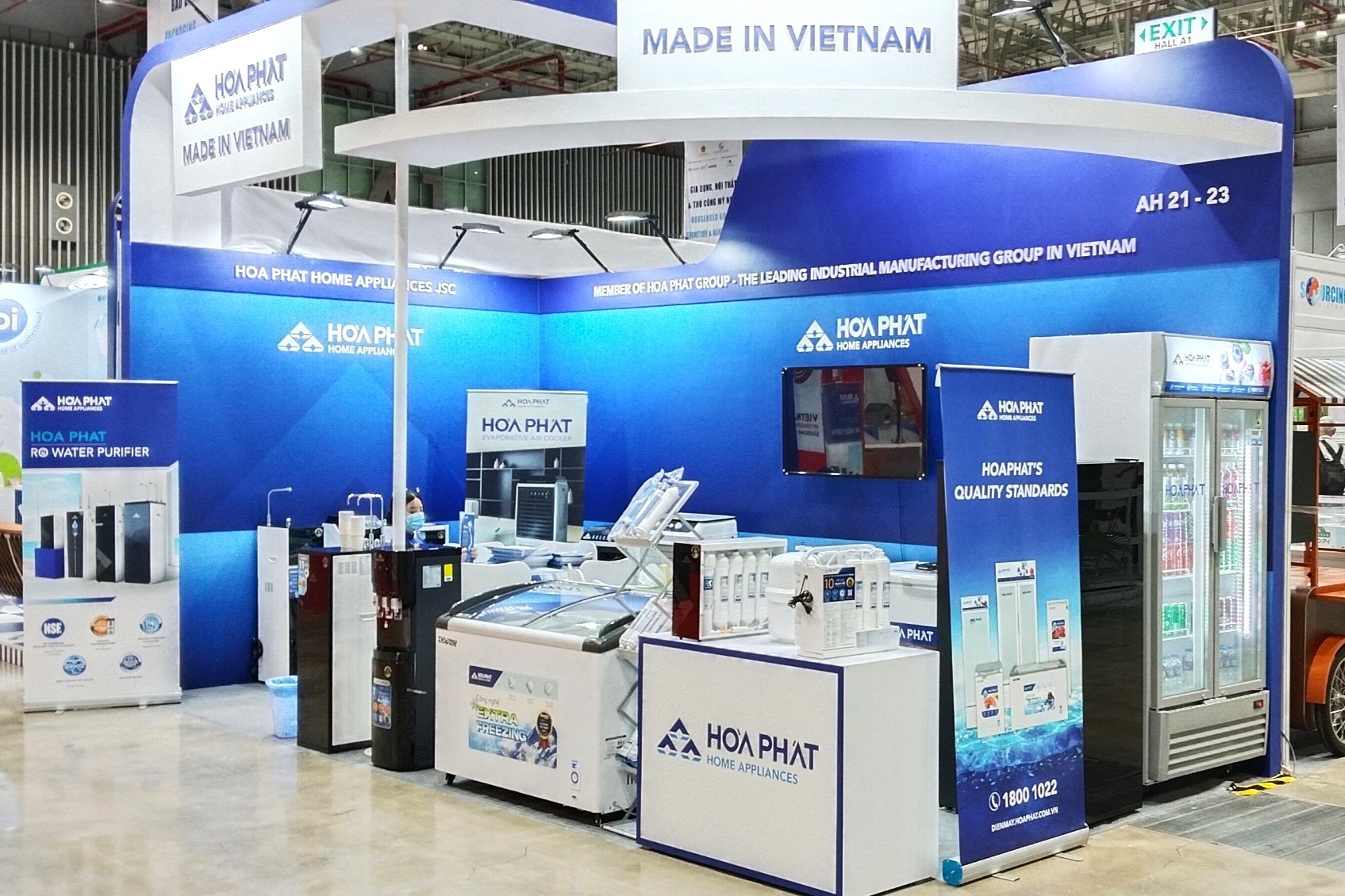 Điện máy gia dụng Hòa Phát thu hút khách tham quan tại triển lãm Vietnam International Sourcing 2024