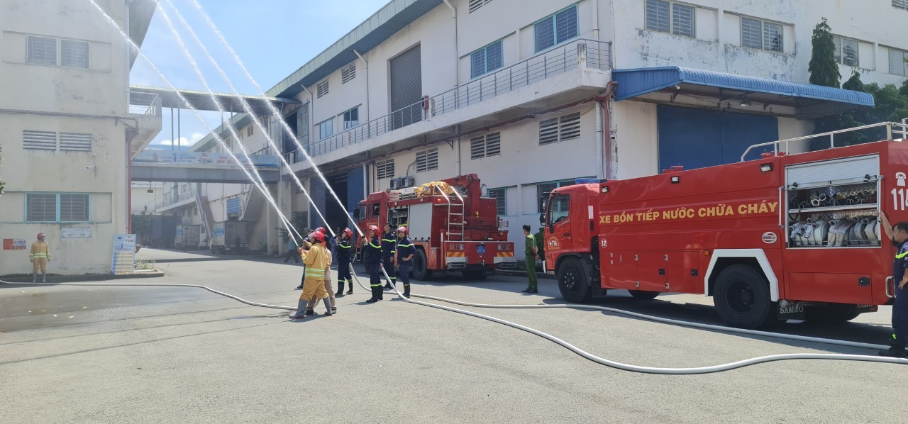 z5606912115524-94ca1867de8da30fa19ca06125cbcd31