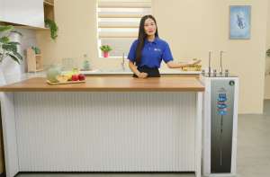 MÁY LỌC NƯỚC RO Hòa Phát thiết kế sang trọng, có tiện ích nóng - lạnh