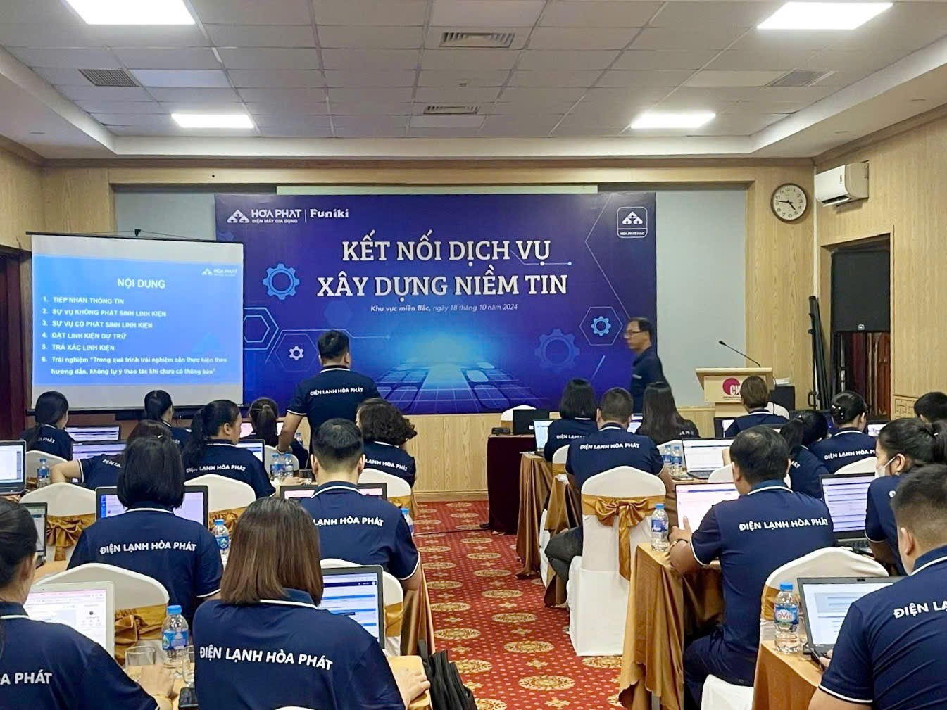 HỘI NGHỊ BẢO HÀNH VÀ ĐÀO TẠO SỬ DỤNG PHẦN MỀM MỚI CỦA HÒA PHÁT “ĐỔ BỘ” MIỀN BẮC