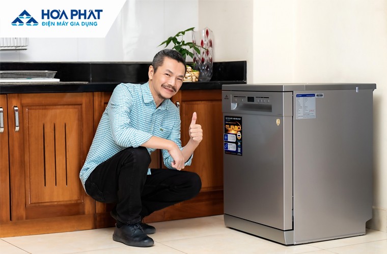 ns-trung-anh-bui-may-rua-bat-13-bo