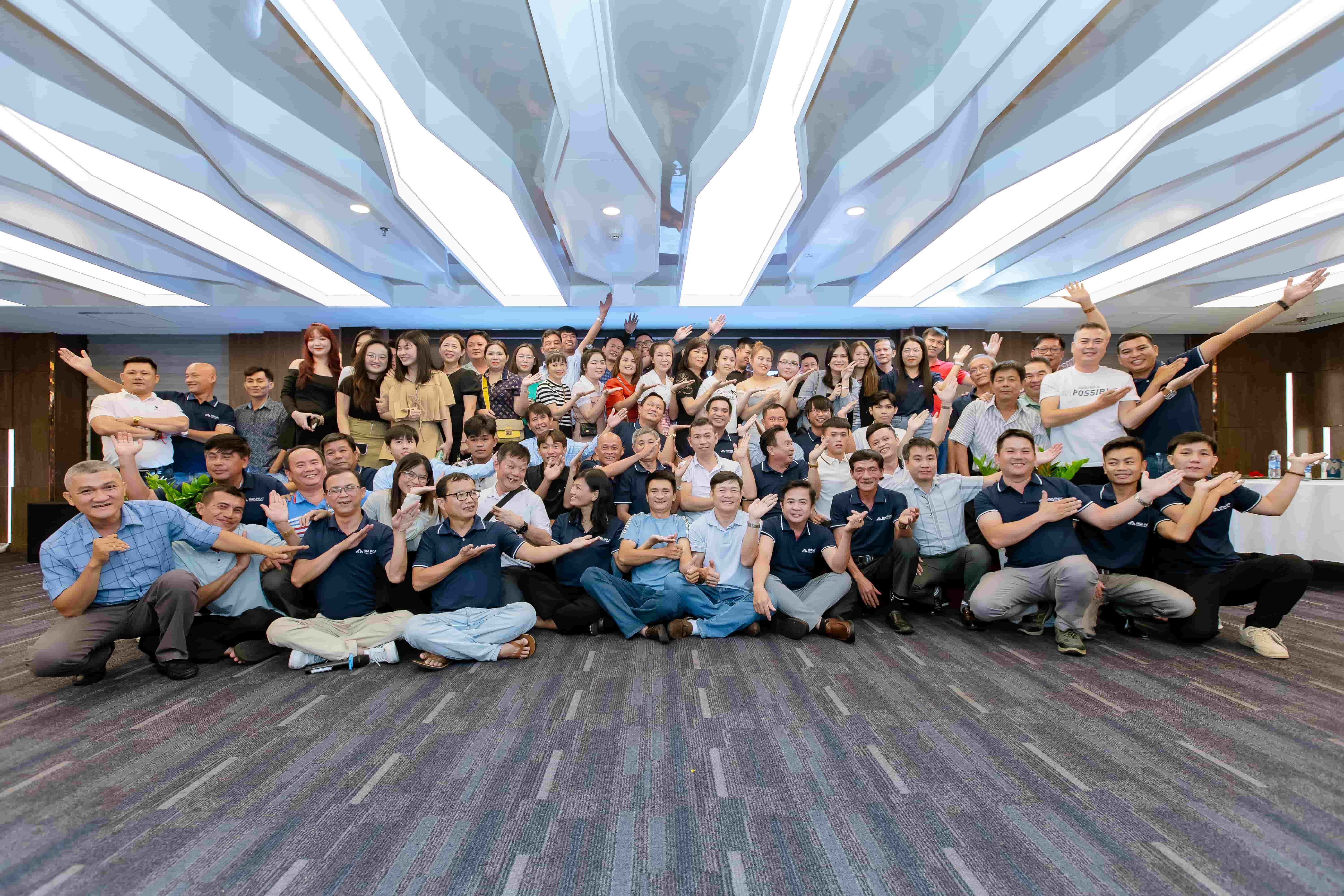 HỘI NGHỊ BẢO HÀNH VÀ ĐÀO TẠO PHẦN MỀM MỚI CHÍNH THỨC DỪNG CHÂN TẠI SÀI GÒN