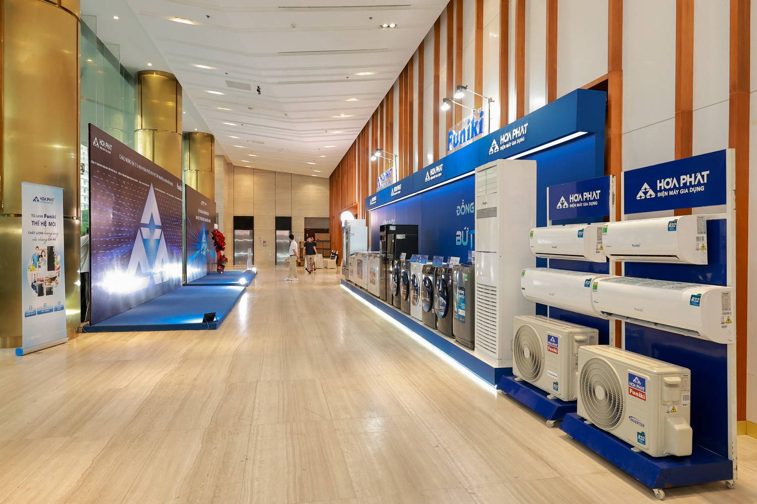 ĐIỆN LẠNH HÒA PHÁT TIẾP TỤC LAN TỎA SỨC NÓNG CHUỖI HỘI THẢO GIỚI THIỆU SẢN PHẨM MỚI 2024