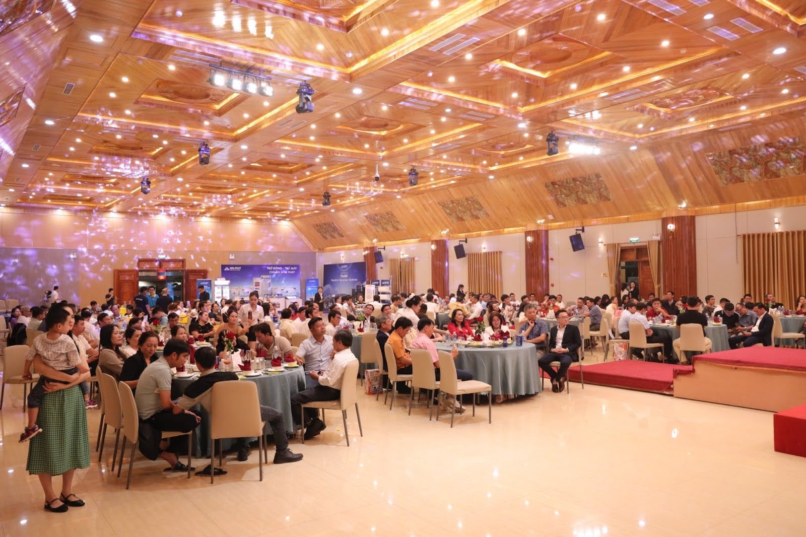 HỘI THẢO “VỮNG BƯỚC VƯƠN XA” - TẠM BIỆT TUẦN THỨ 3 VỚI NHIỀU KỶ NIỆM ĐẸP