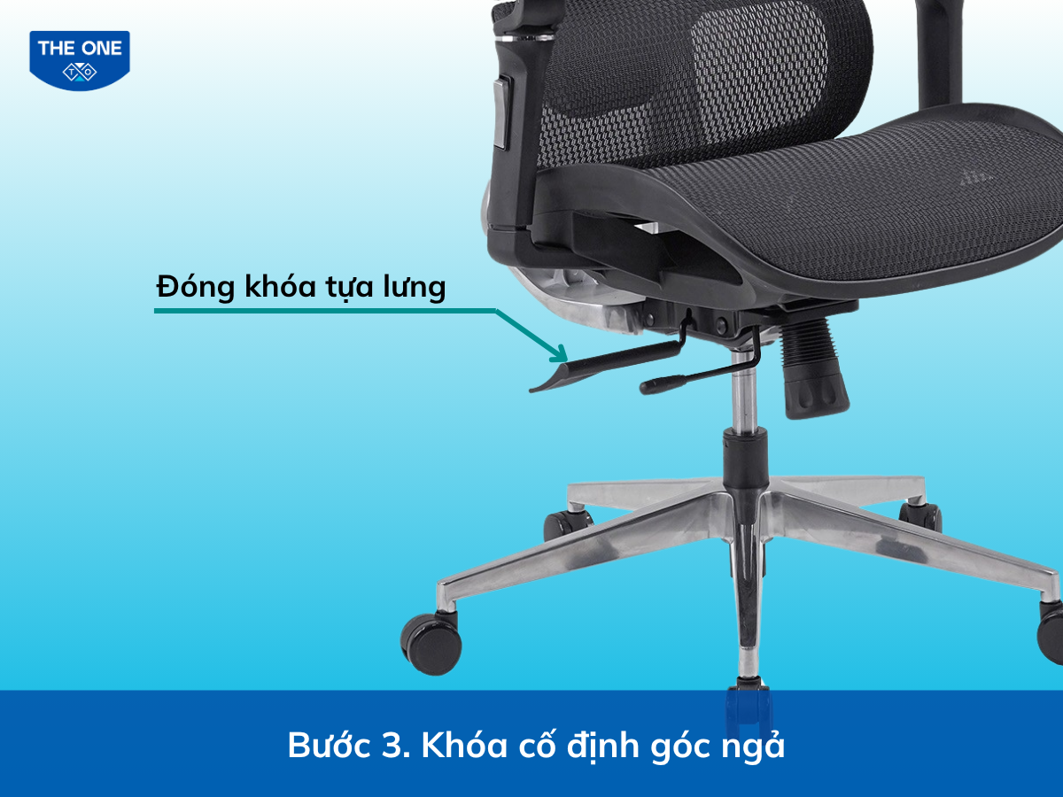 Đẩy cần gạt bên trái vào trong để khóa vị trí tựa lưng mong muốn.