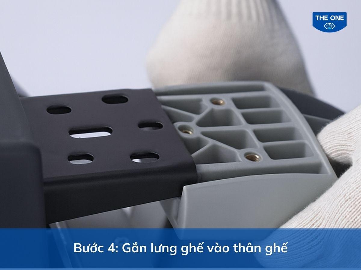 Gắn lưng ghế vào thân ghế