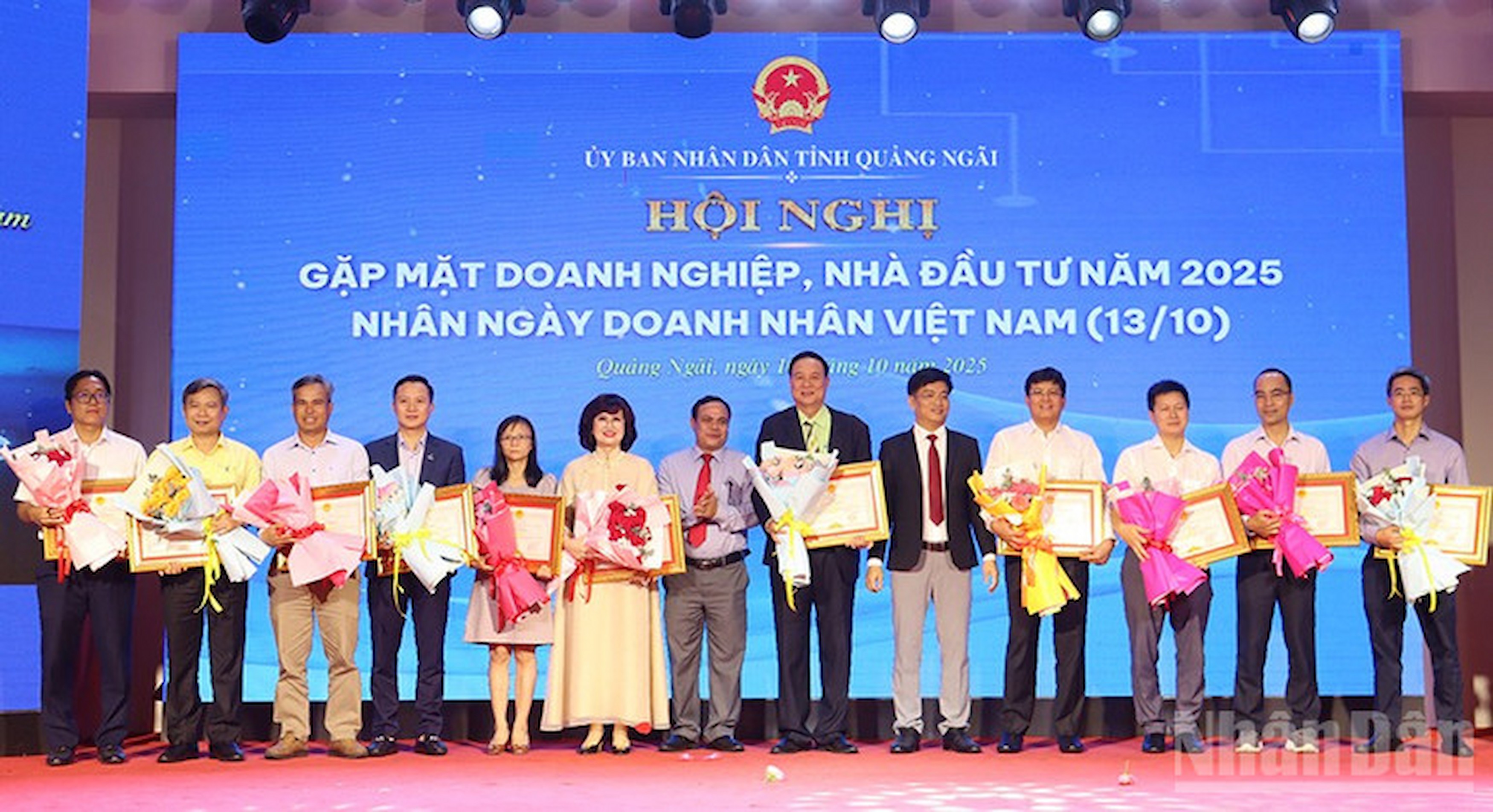 hpdq-nhan-bang-khen-an-sinh-xh