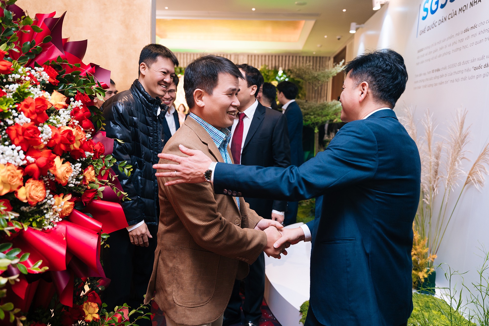 20251101-hoa-phat-30-nam00234