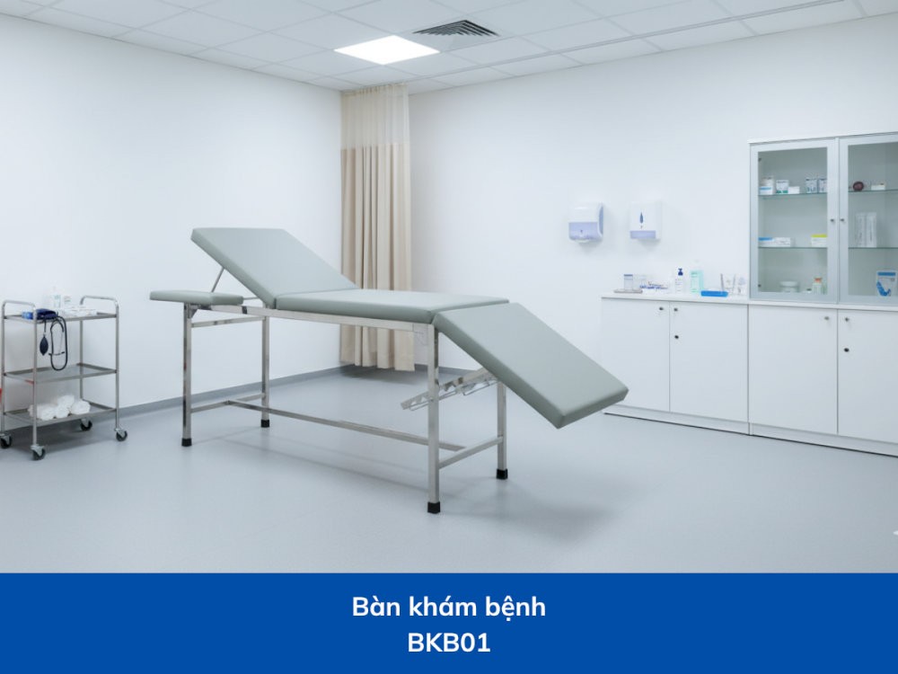 Mẫu bàn khám bệnh BKB01 và BKB02 của Nội thất The One có thiết kế linh hoạt, phần đầu giường nâng hạ dễ dàng, phù hợp cho hầu hết các phòng khám đa khoa.