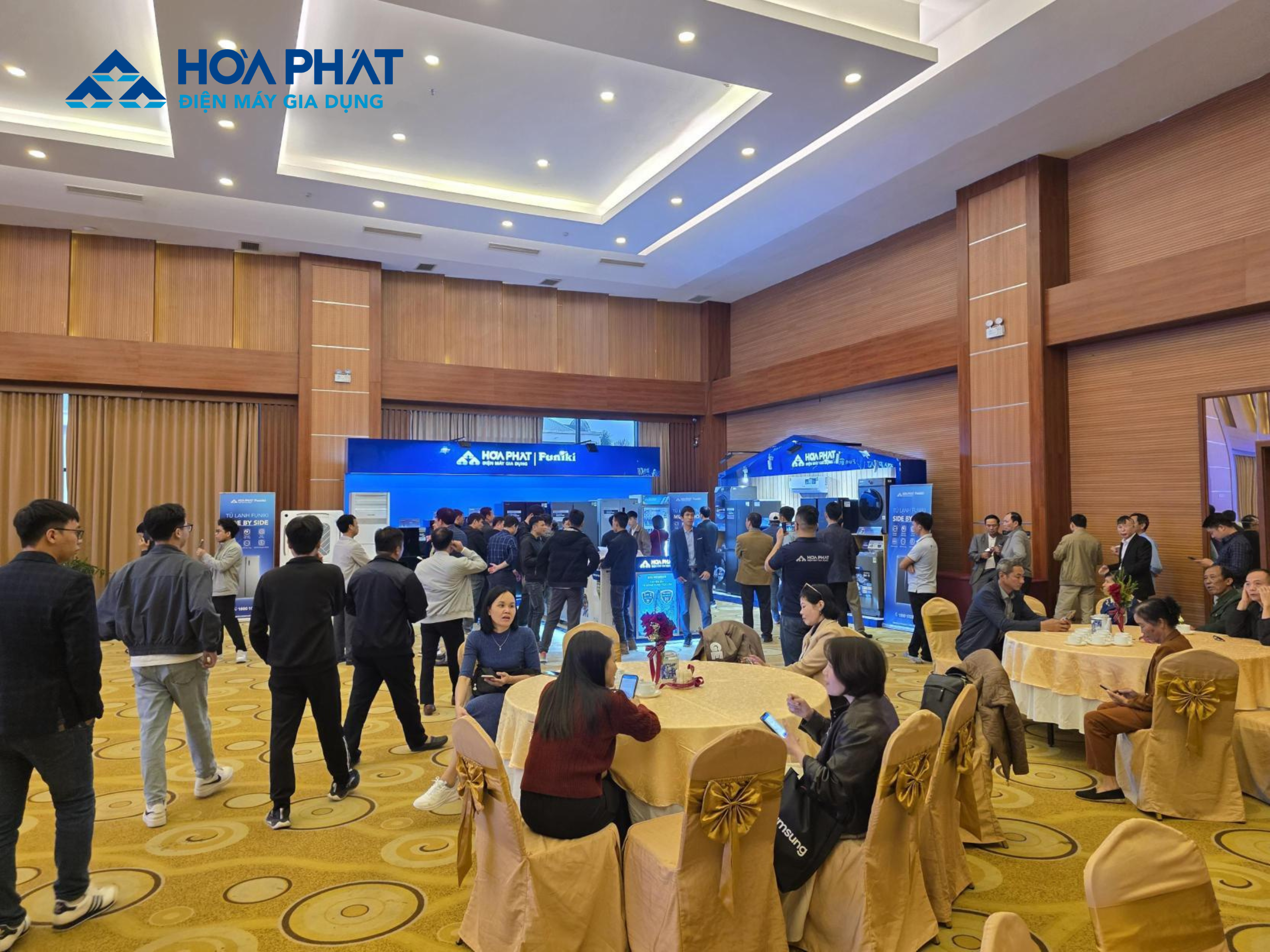 ĐIỆN LẠNH HÒA PHÁT TIẾP TỤC NỐI DÀI CHUỖI HỘI THẢO TẠI CÁC TỈNH MIỀN BẮC