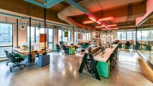 Văn phòng mở là gì? Ưu nhược điểm và lưu ý để thiết kế tối ưu