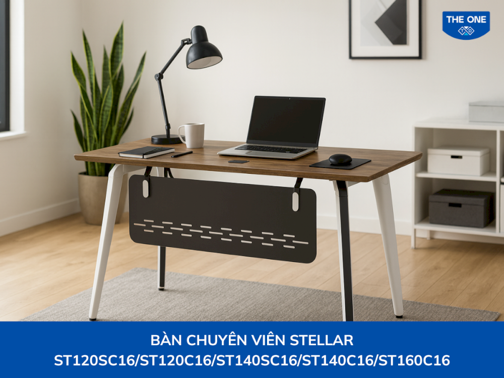 Bàn thiết kế tối giản, tạo cảm giác thông thoáng cho văn phòng mở.