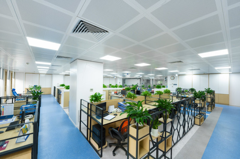 Trong phong thủy, vị trí đặt ghế quan trọng hơn hướng mặt nhìn