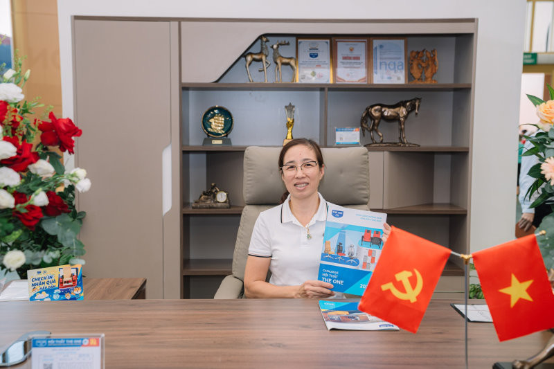 Tuổi Mậu Thìn rất hợp với bàn gỗ tự nhiên