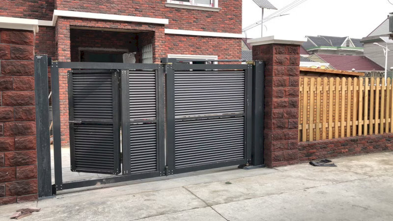 kich-thuoc-cong-nha-phong-thuy-2-4-cong-4-canh-biet-thu-nha-co-o-to-05