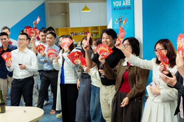 KHAI XUÂN RỘN RÀNG - CÙNG “NÂNG TẦM, KHỞI THẾ” CHO NĂM MỚI VƯƠN XA