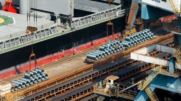 Hoa Phat ships record 25,000 tonnes after Tet, signals strong 2026 growth