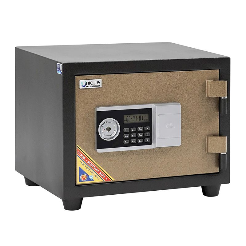 Két sắt khóa điện tử hiện đại với bàn phím bấm số và màn hình LED hiển thị rõ nét.