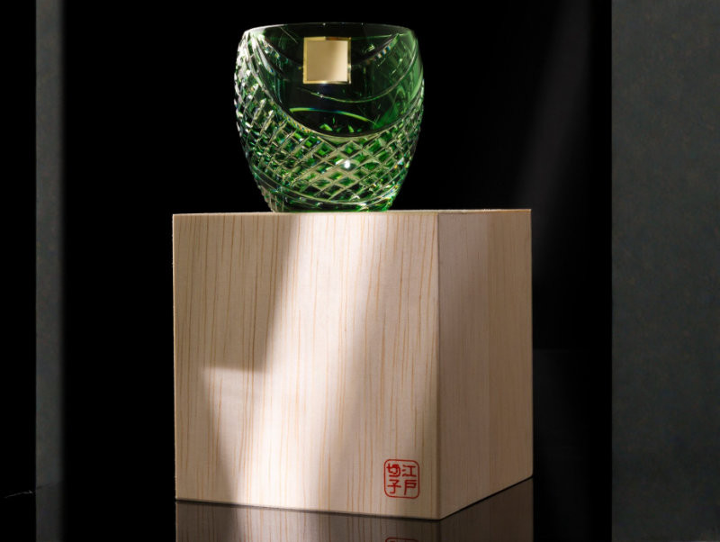 Vẻ đẹp tinh khiết của pha lê làm tăng đẳn g cấp không gian nhà mới. (Nguồn: Internet)