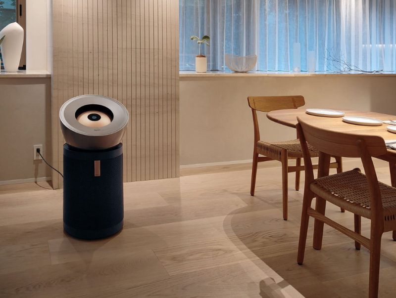 Máy lọc không khí giúp mang lại bầu không khí trong lành cho tổ ấm mới. (Nguồn: Internet)