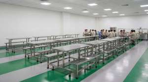 Tiêu chuẩn thiết kế nhà ăn công nghiệp: Tại sao bàn ăn inox The One là lựa chọn tối ưu