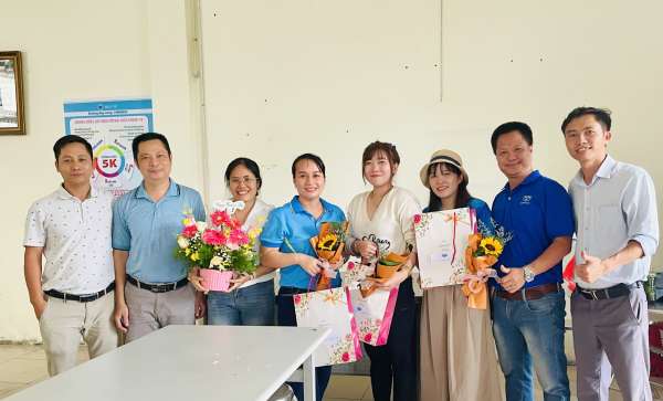 Tôn vinh phái đẹp The One nhân ngày 08/03